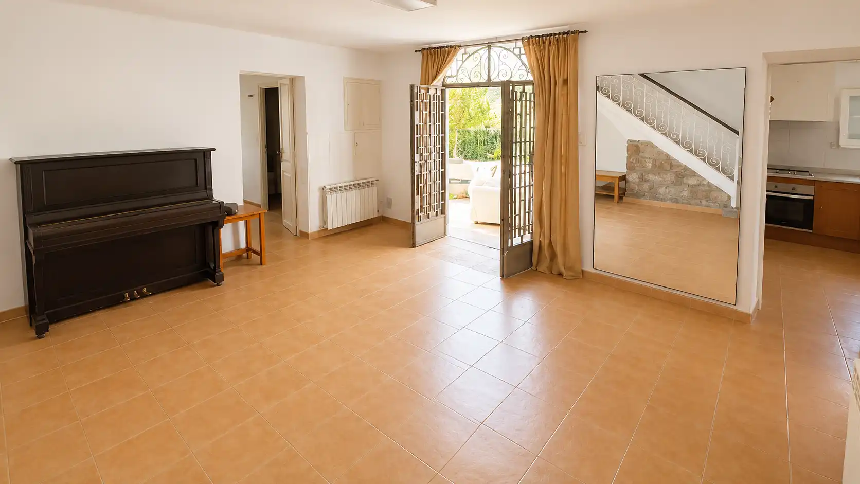 Country homes for sale in Vacarisses  with Heating, Private garden and Oven