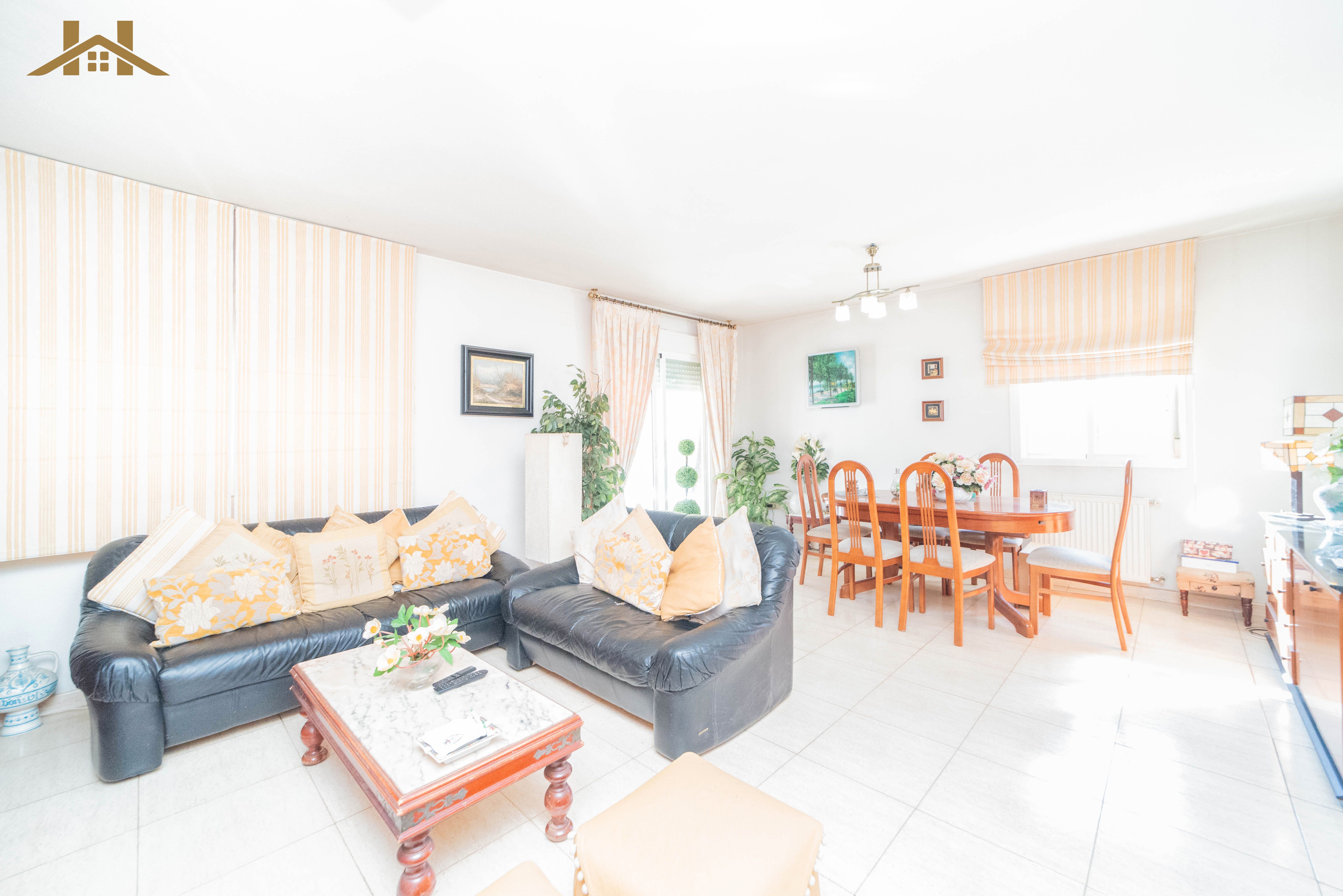 Sala de estar de Casa o chalet en venta en Villanueva de Perales con Aire acondicionado, Calefacción y Jardín privado