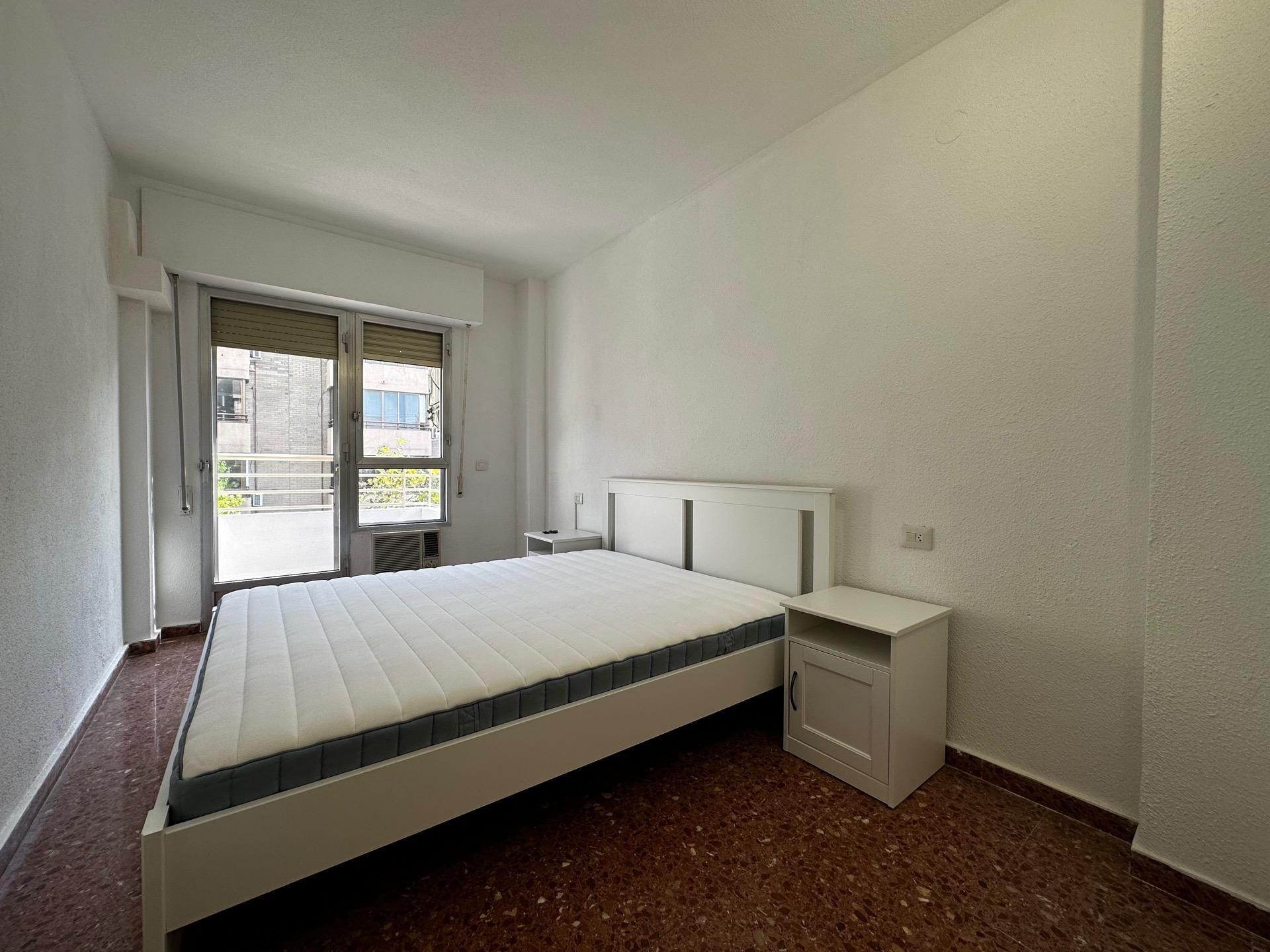 Bedroom of Flat to rent in Alicante / Alacant  with Balcony