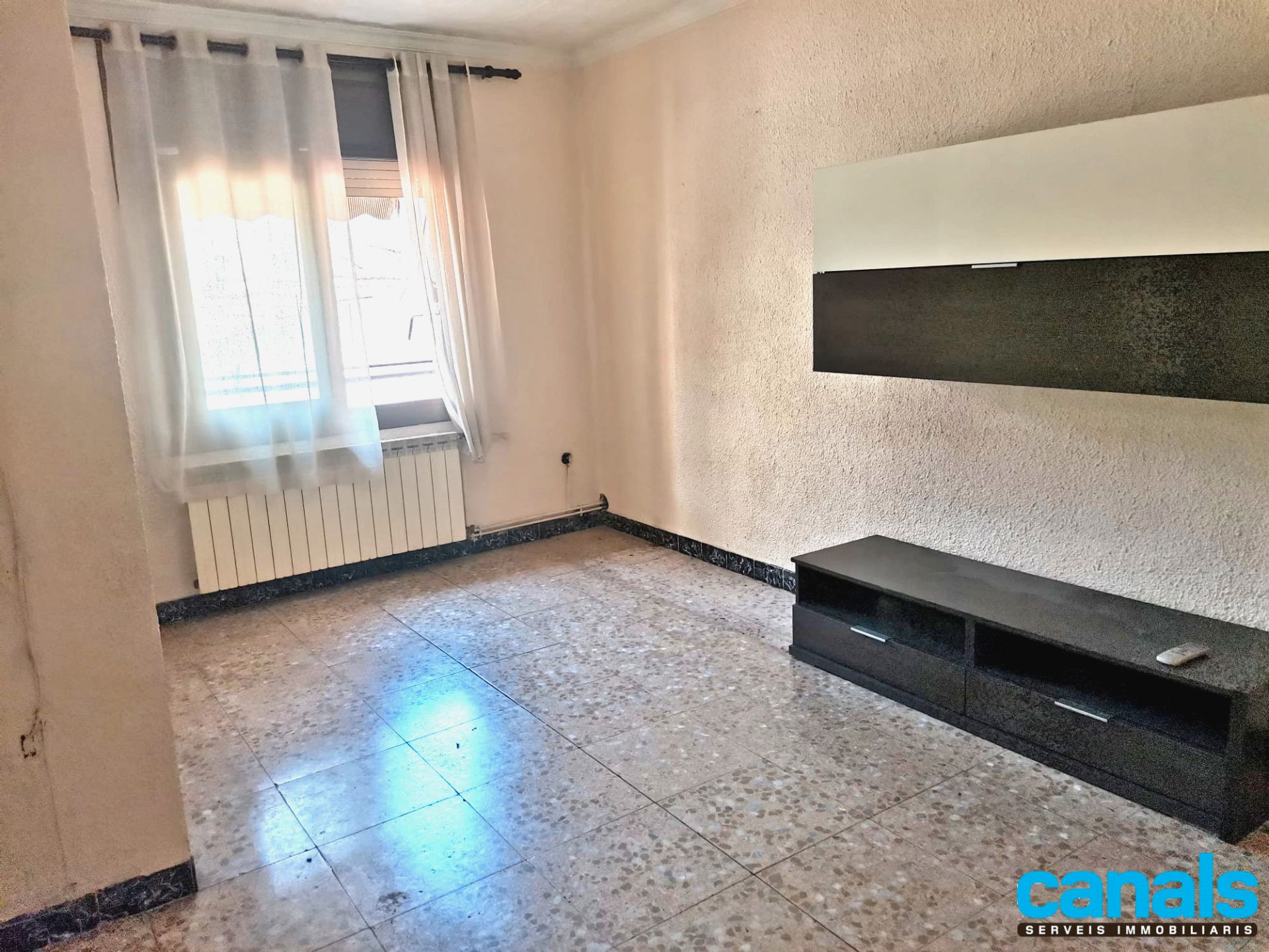 Living room of House or chalet for sale in Cerdanyola del Vallès  with Heating