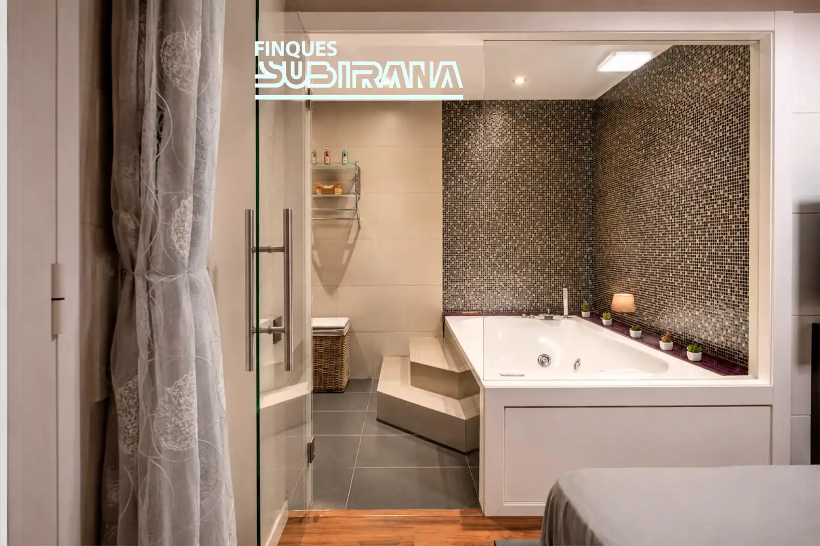 Baño de Piso en venta en Masquefa con Calefacción y Jacuzzi