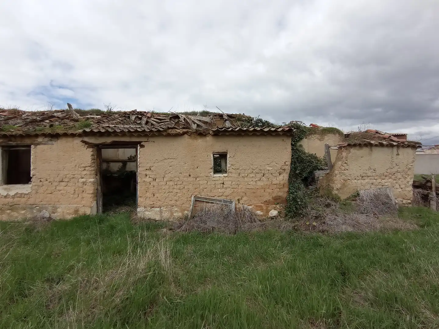 Einfamilien-Reihenhaus zum Verkauf in Calle Humilladero, 3, La Pedraja de Portillo