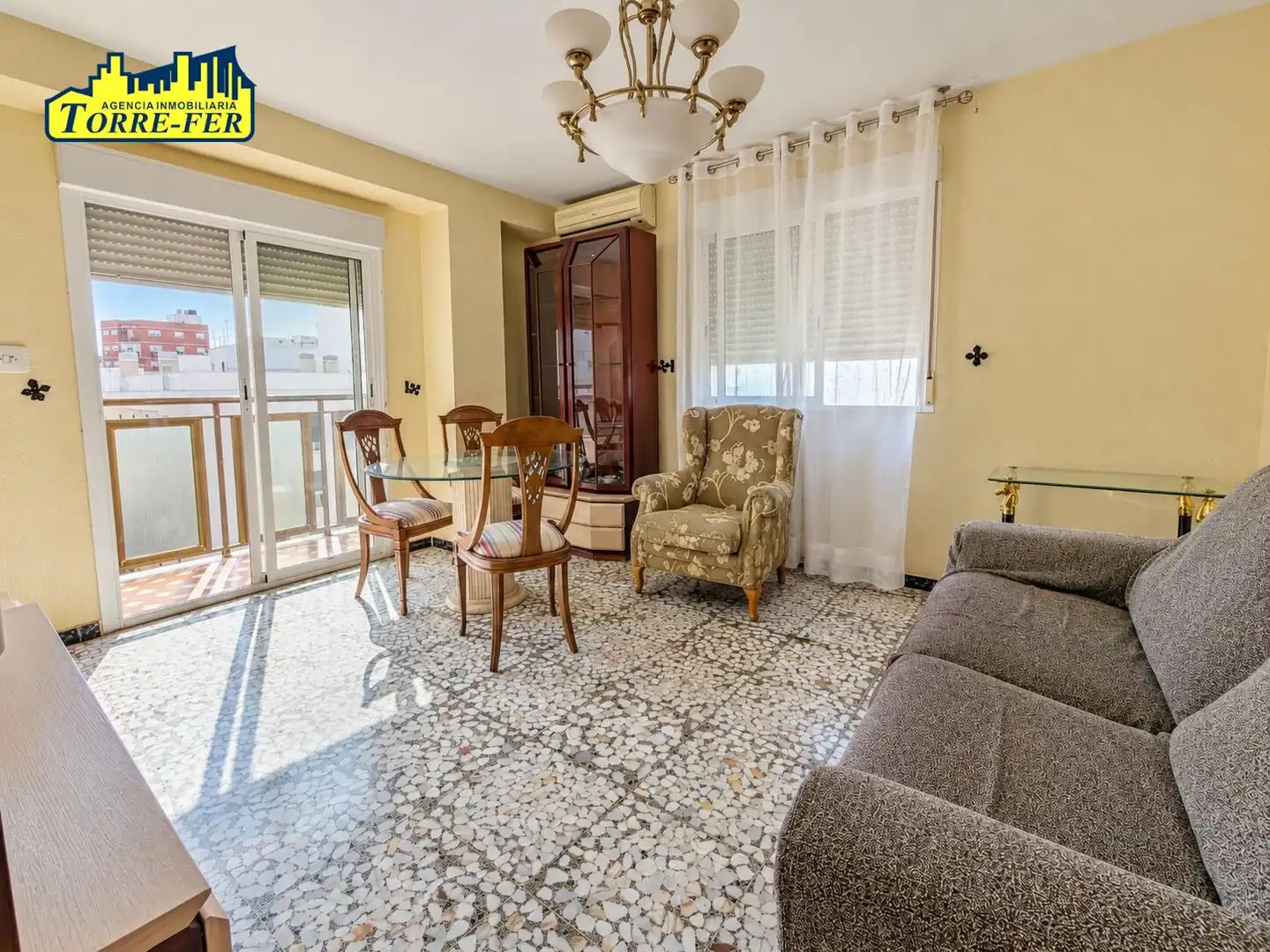 Flat with lift for sale in Avenida DE VILCHES 11, imagen 3
