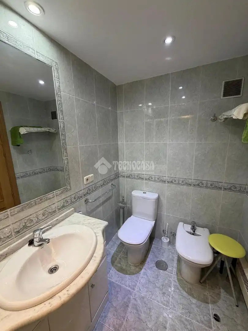Baño de Piso en venta en Madrid con Aire acondicionado, Calefacción y Terraza