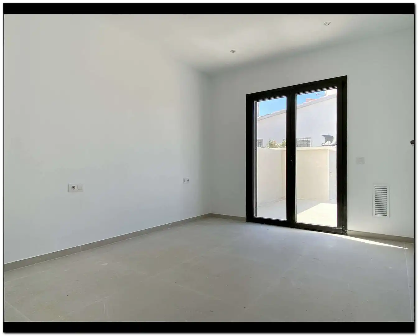 House with pool for sale in Requesens, imagen 27