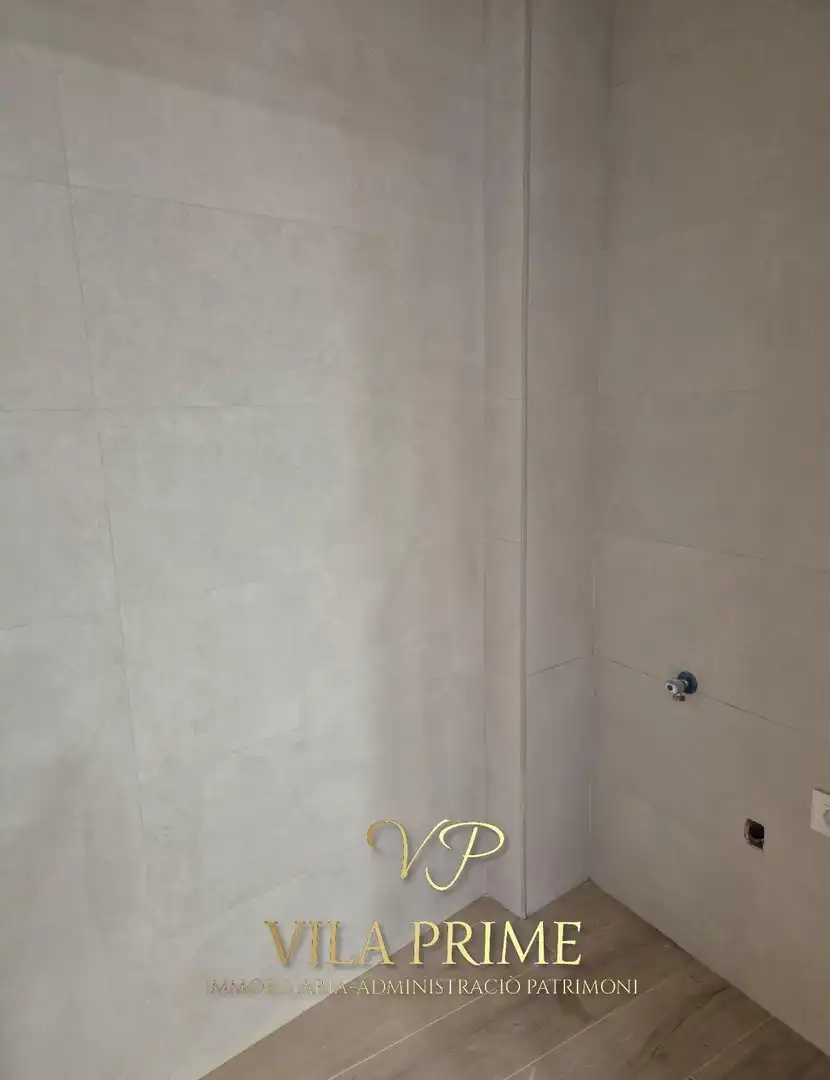 Bany de Apartament en venda en Sant Feliu de Guíxols amb Aire condicionat, Calefacció i Parquet