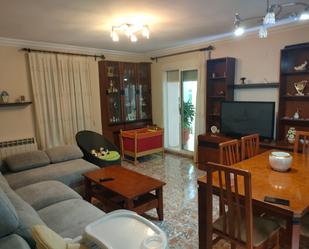 Living room of Single-family semi-detached for sale in L'Alcúdia de Crespins  with Air Conditioner, Terrace and Balcony