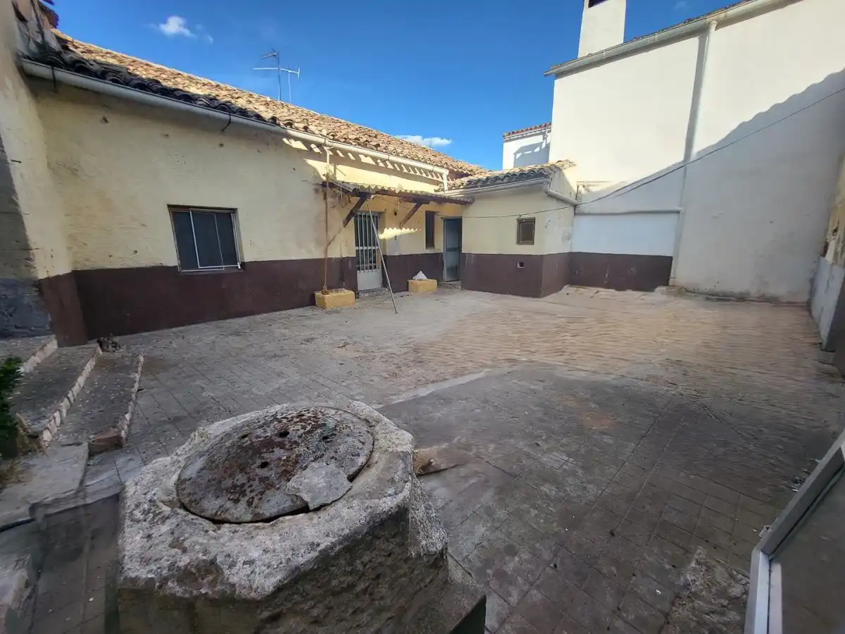 Casa en venda a Sisante, imagen 2
