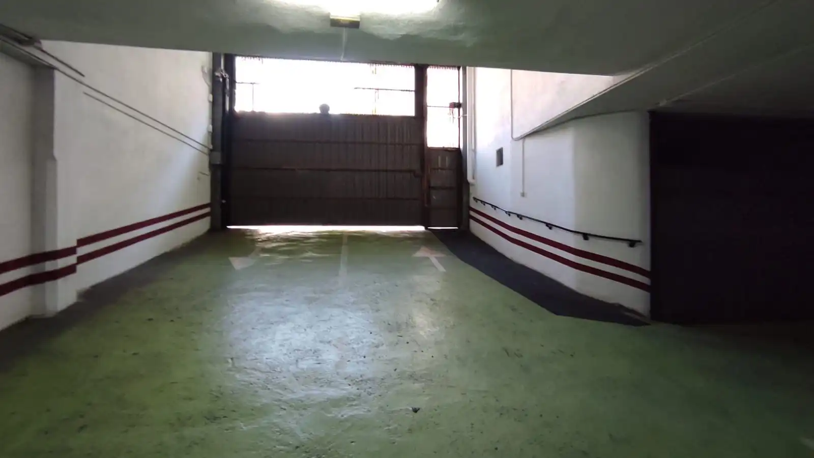Garage for sale in Ermua