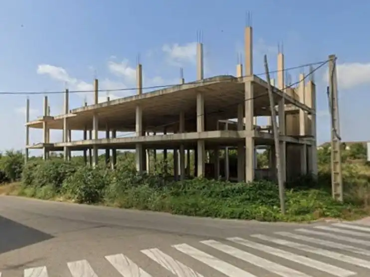 Vista exterior de Edificio en venta en Alcanar