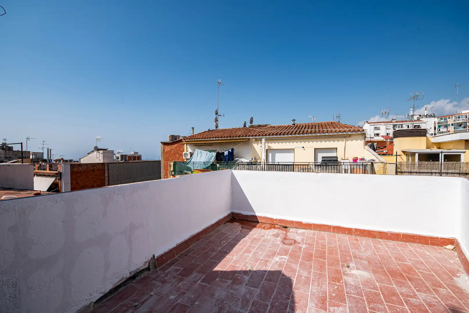 Terrasse von Dachboden zum Verkauf in Mataró mit Parkett, Terrasse und Ofen