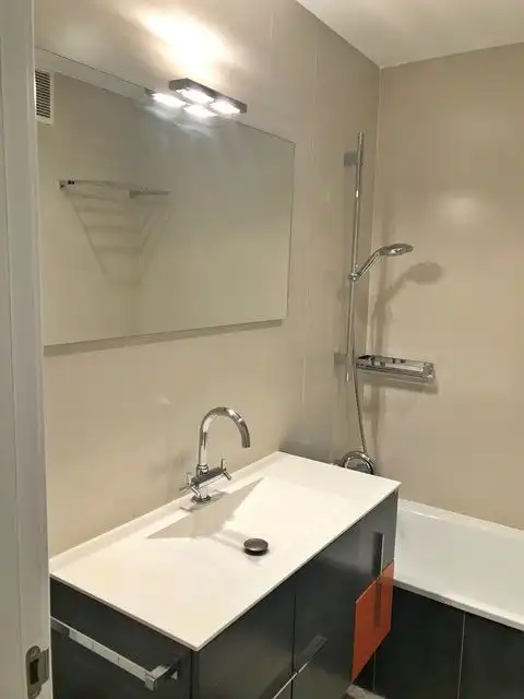 Badezimmer von Wohnung zum Verkauf in Salas de los Infantes mit Heizung