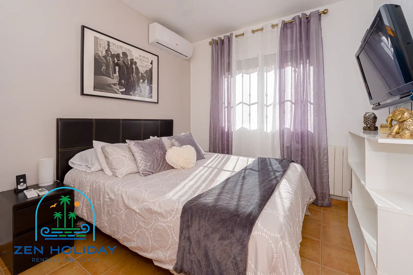 Habitación de Casa adosada en venta en Busot con Aire acondicionado, Calefacción y Jardín privado