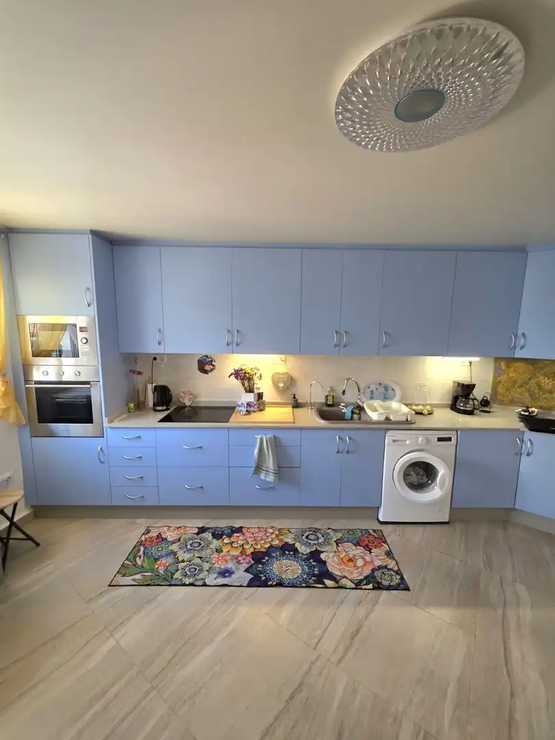 Cuina de Casa o xalet en venda en Torrevieja amb Aire condicionat, Jardí privat i Terrassa