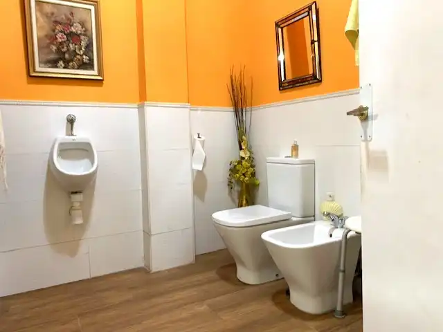 Bany de Casa o xalet en venda en Badalona amb Aire condicionat, Calefacció i Terrassa