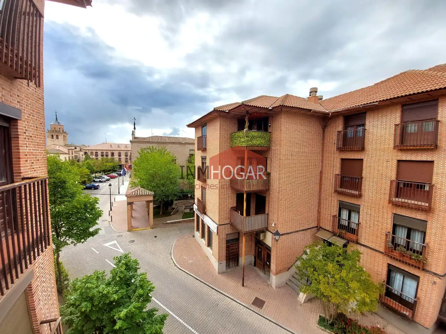 Vista exterior de Piso en venta en Arévalo con Calefacción, Parquet y Amueblado