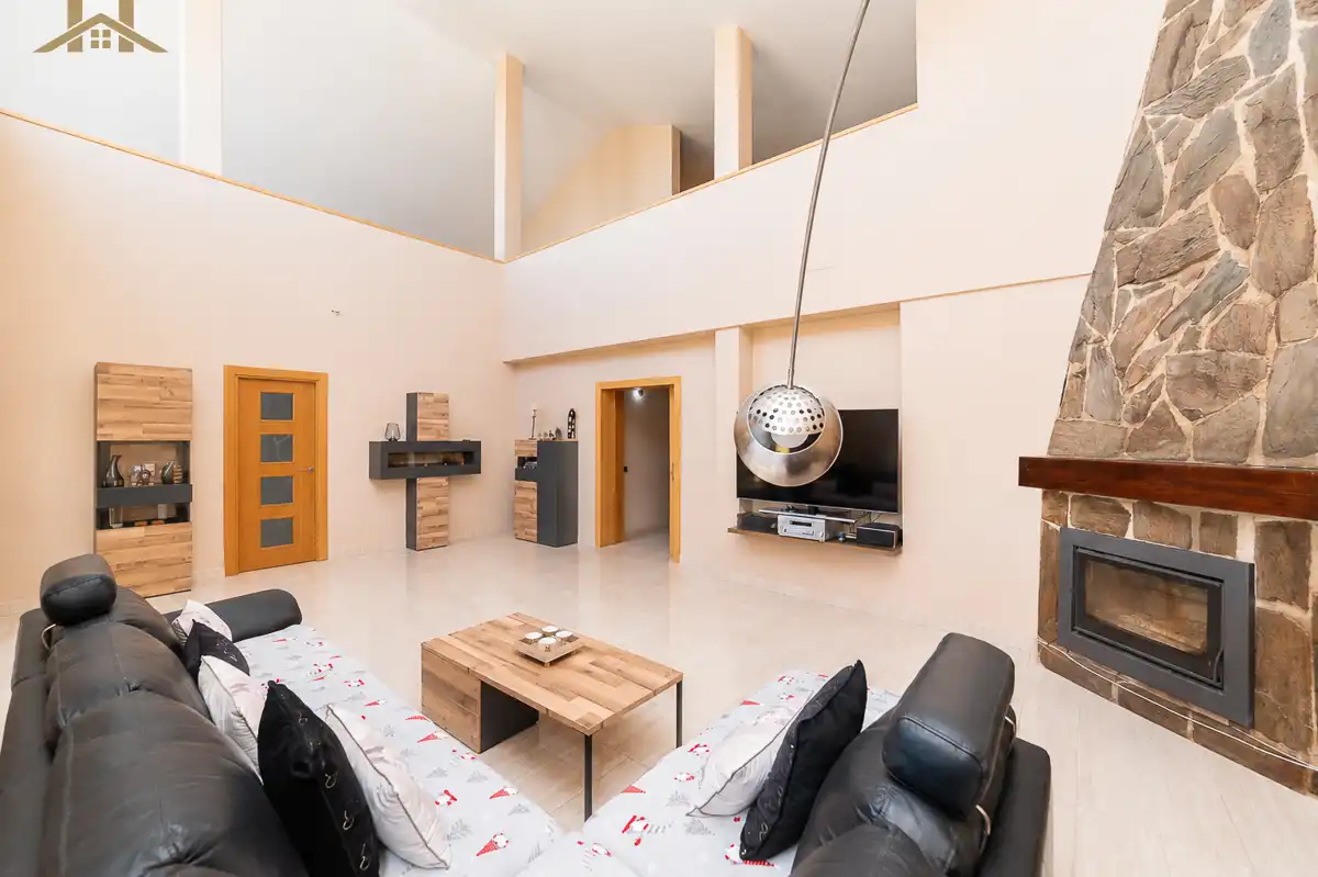 Sala de estar de Casa o chalet en venta en Villaviciosa de Odón con Aire acondicionado, Calefacción y Jardín privado