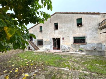 Landhaus mit Garten zum Verkauf in Calle Sant Tou