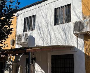 Vista exterior de Finca rústica en venda en Vila-seca amb Aire condicionat