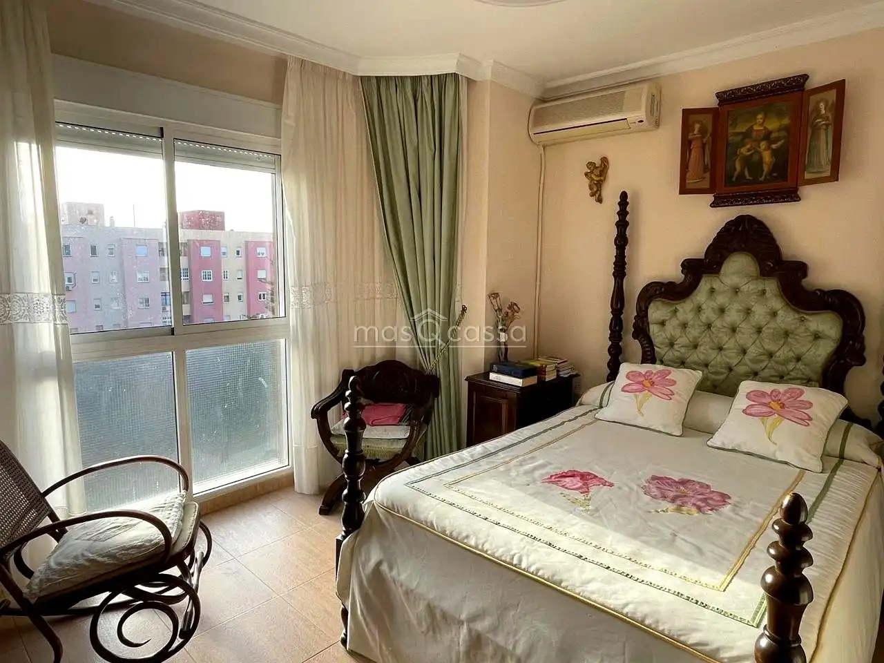 Bedroom of Flat for sale in La Línea de la Concepción  with Air Conditioner
