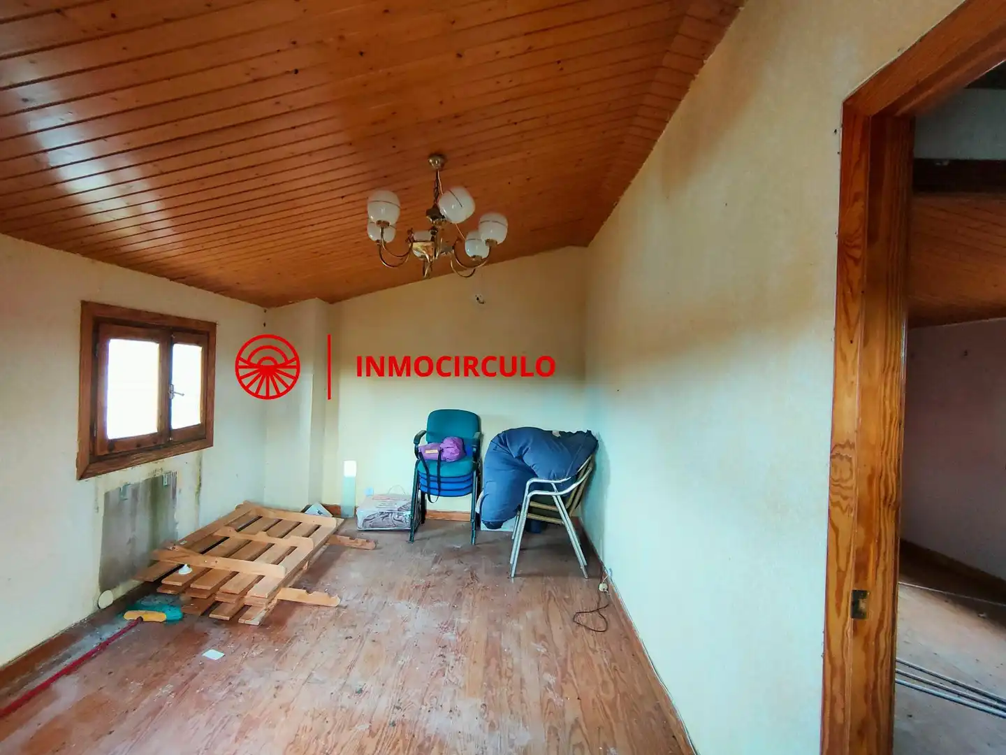 Country homes for sale in Briviesca  with Private garden and Swimming Pool