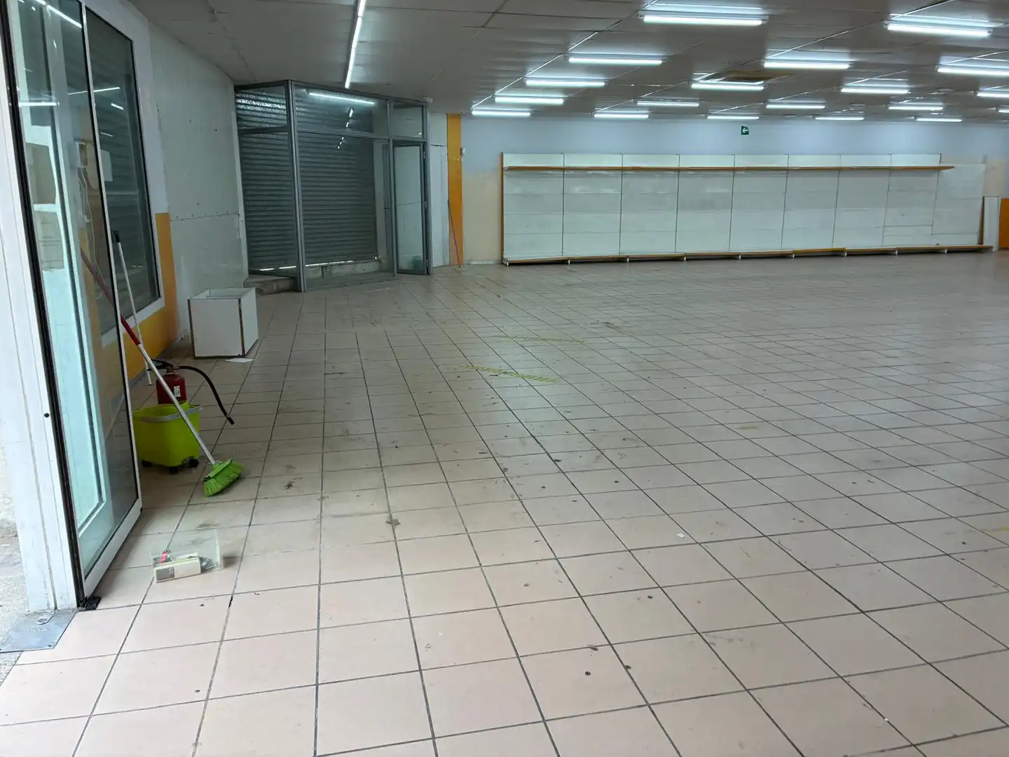 Business premises to rent in Carrer de Pau Casals, imagen 4
