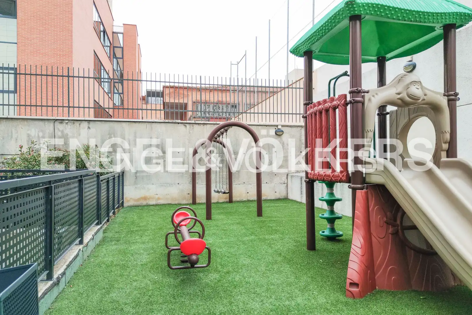 Ático con piscina en alquiler en Ciudad Lineal, imagen 32