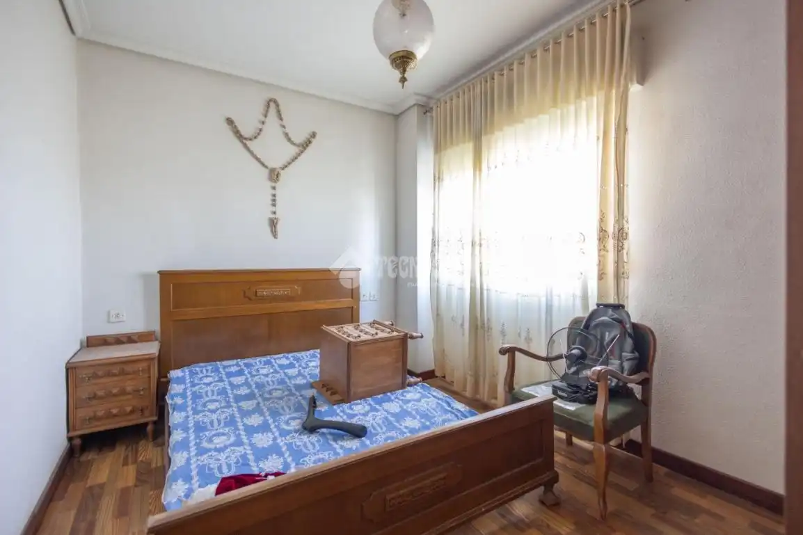 Casa aparellada en venda a Girón, imagen 17