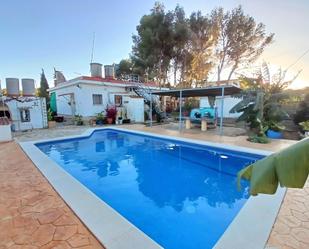 Swimming pool of House or chalet for sale in Cubelles