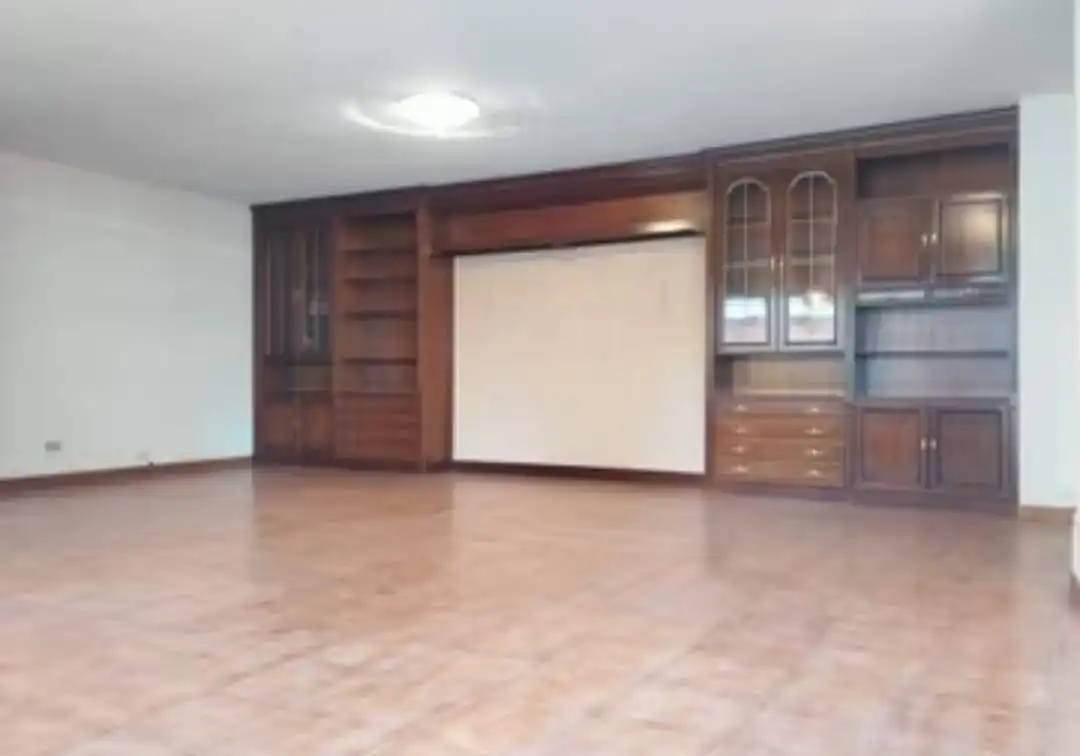Piso con terraza en venta en Centro, imagen 2