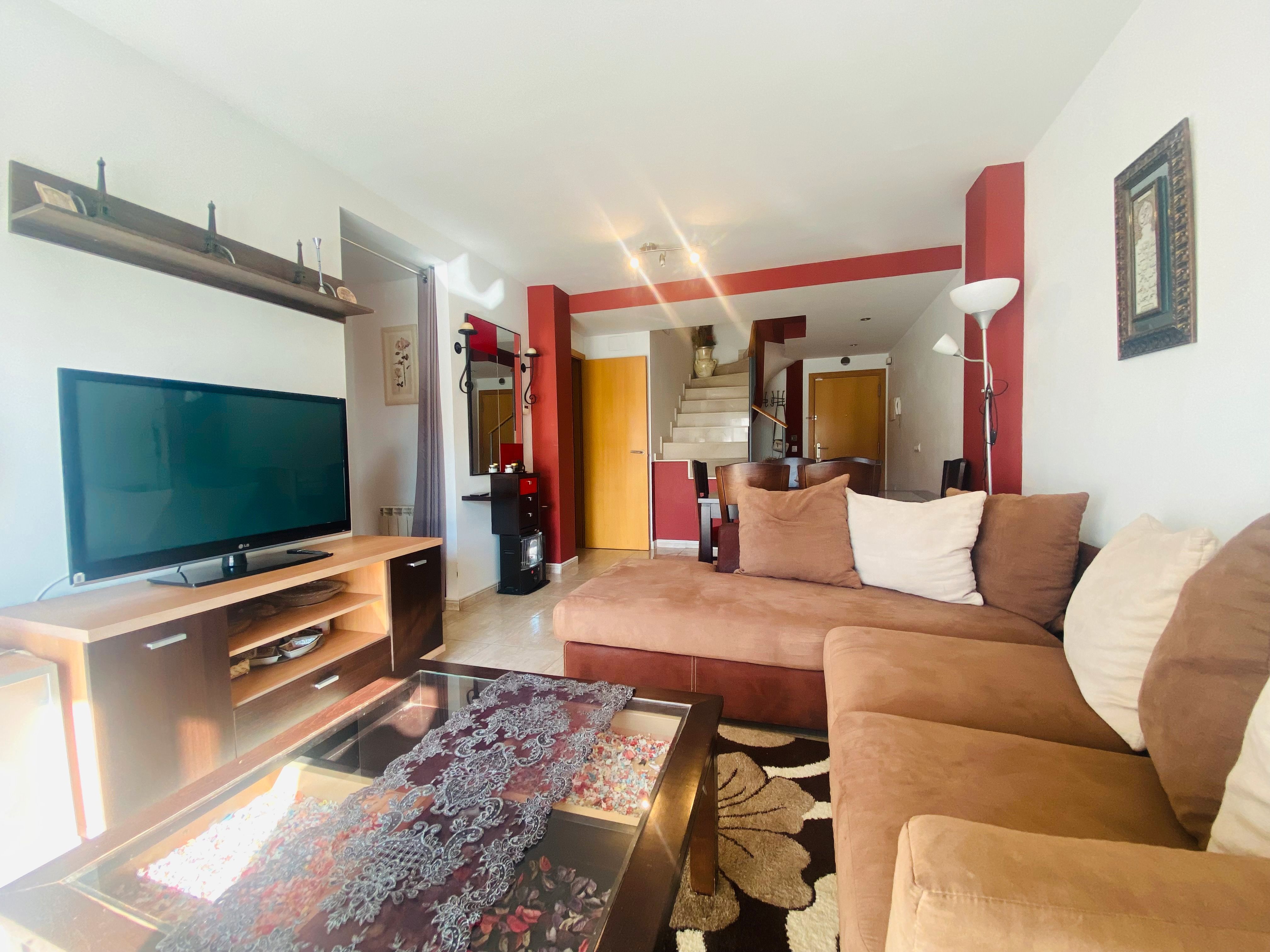 Living room of Duplex for sale in Figueres  with Heating, Terrace and Balcony
