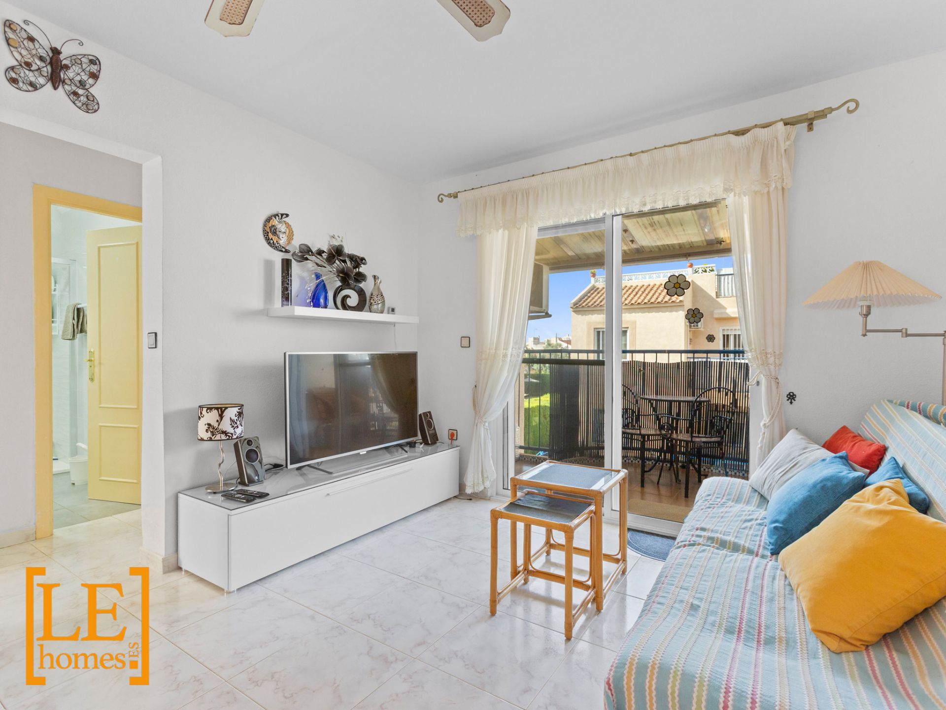 Sala de estar de Ático en venta en Torrevieja con Aire acondicionado, Calefacción y Amueblado