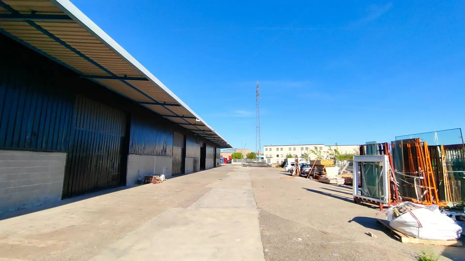 Nave industrial en venta en Sils, imagen 2