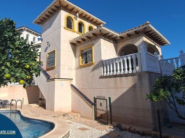 Villa avec jardin à vendre à Orihuela Costa