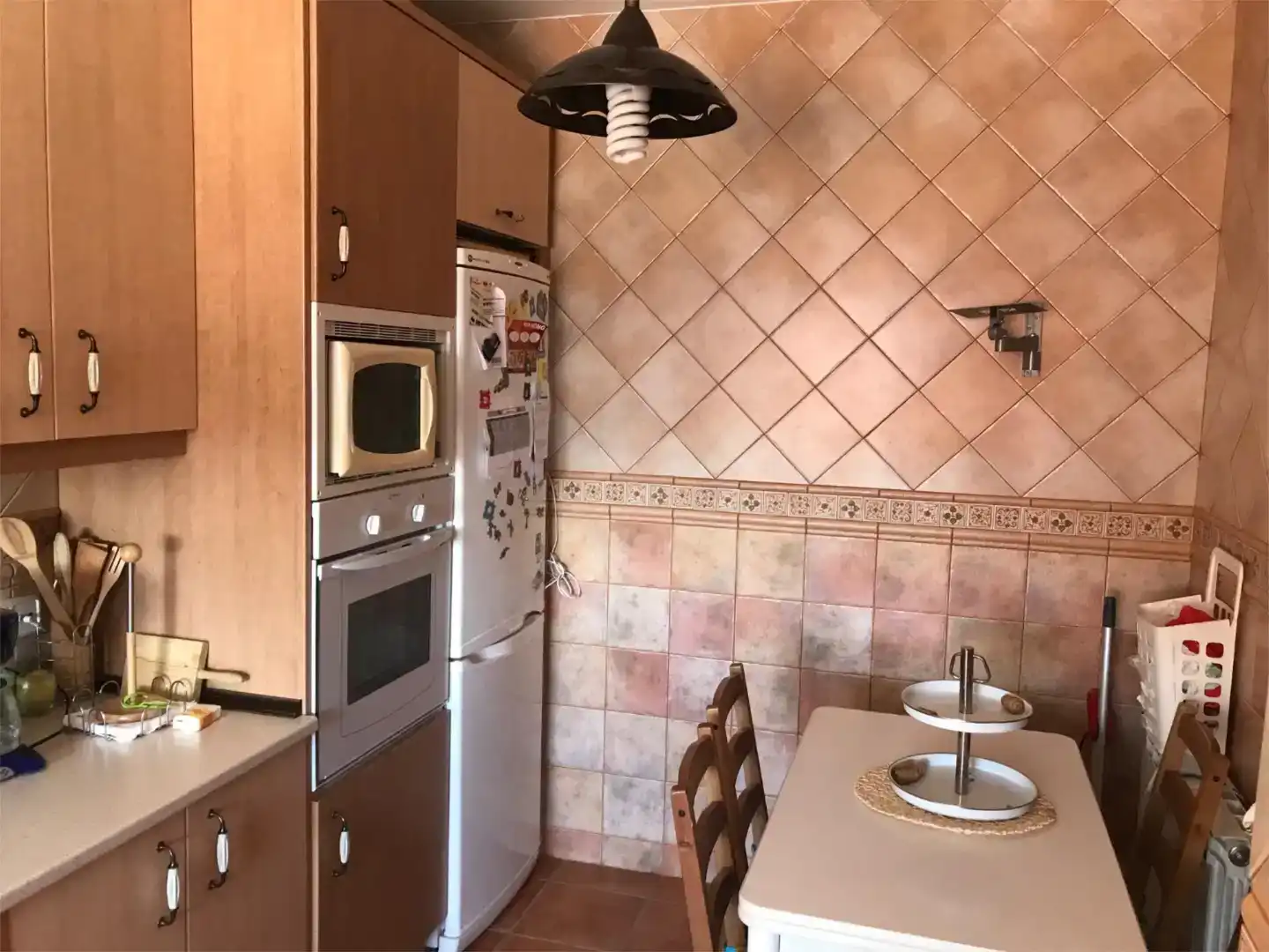 Cocina de Casa o chalet en venta en Tribaldos con Aire acondicionado, Jardín privado y Piscina