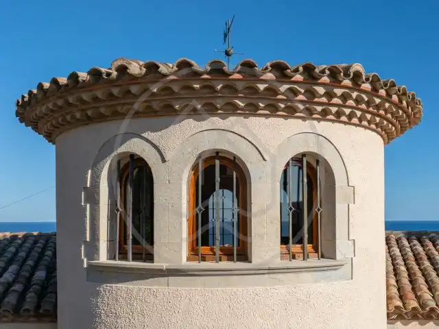 Außenansicht von Haus oder Chalet zum Verkauf in Palafrugell mit Klimaanlage, Heizung und Privatgarten