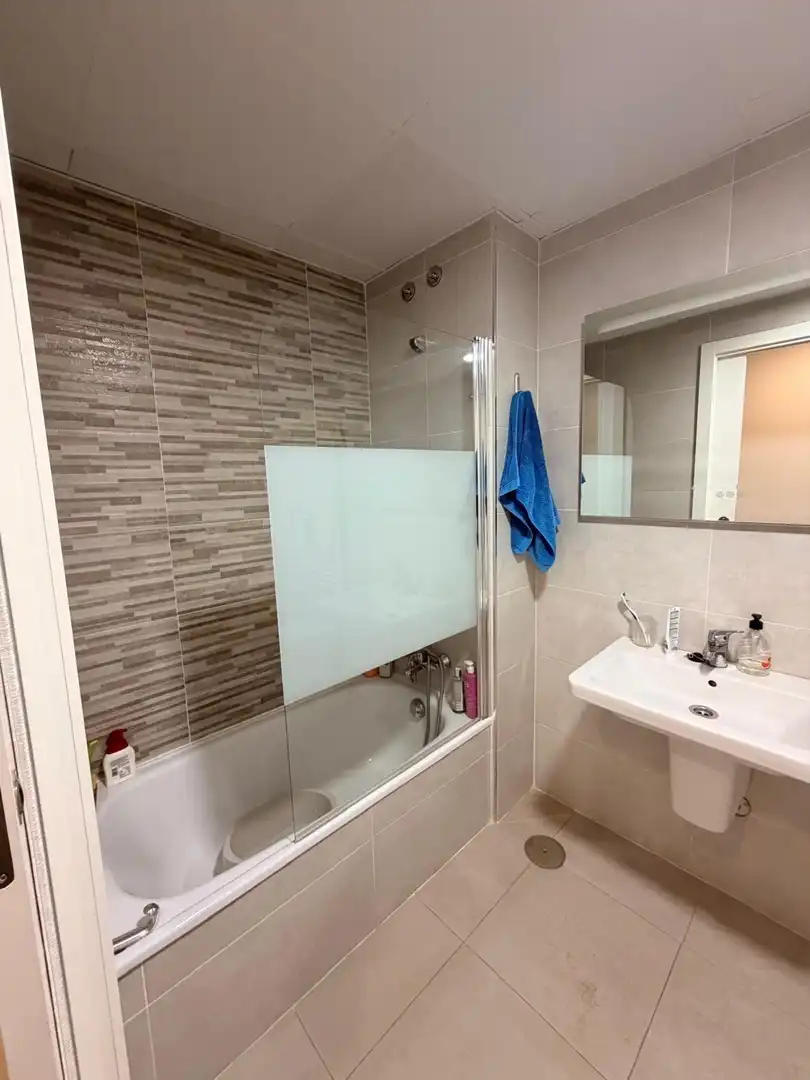 Badezimmer von Wohnung zum Verkauf in Badajoz mit Heizung, Abstellraum und Balkon