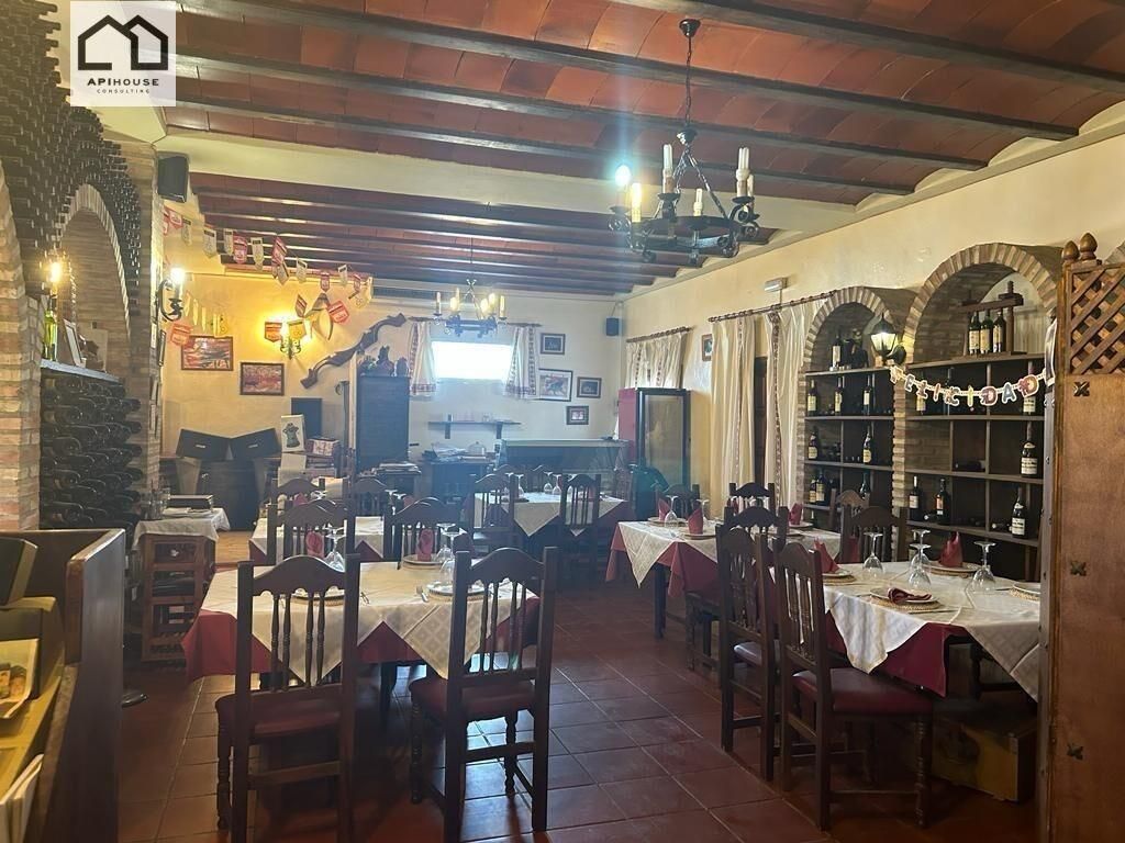 Premises for sale in Orihuela  with Air Conditioner