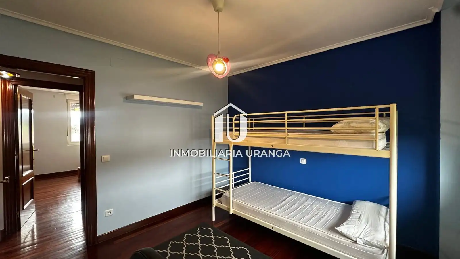 Habitación de Piso en venta en Bárcena de Cicero con Calefacción, Terraza y Amueblado