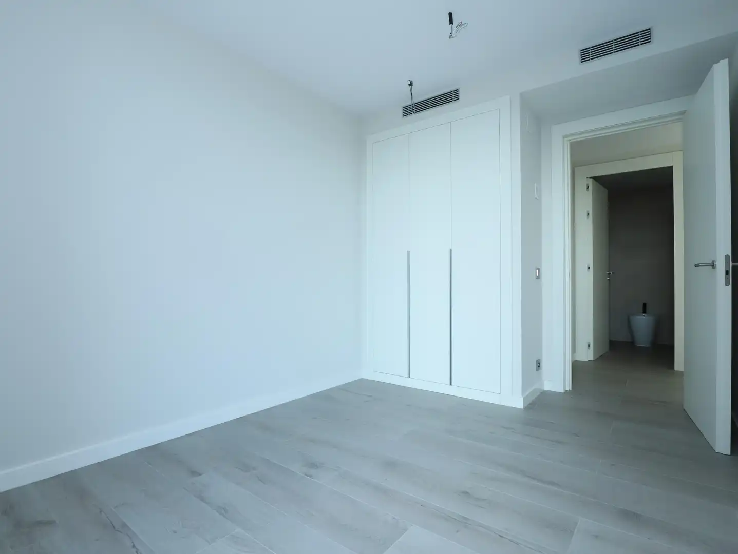 Habitación de Ático en venta en Esplugues de Llobregat con Aire acondicionado, Calefacción y Jardín privado