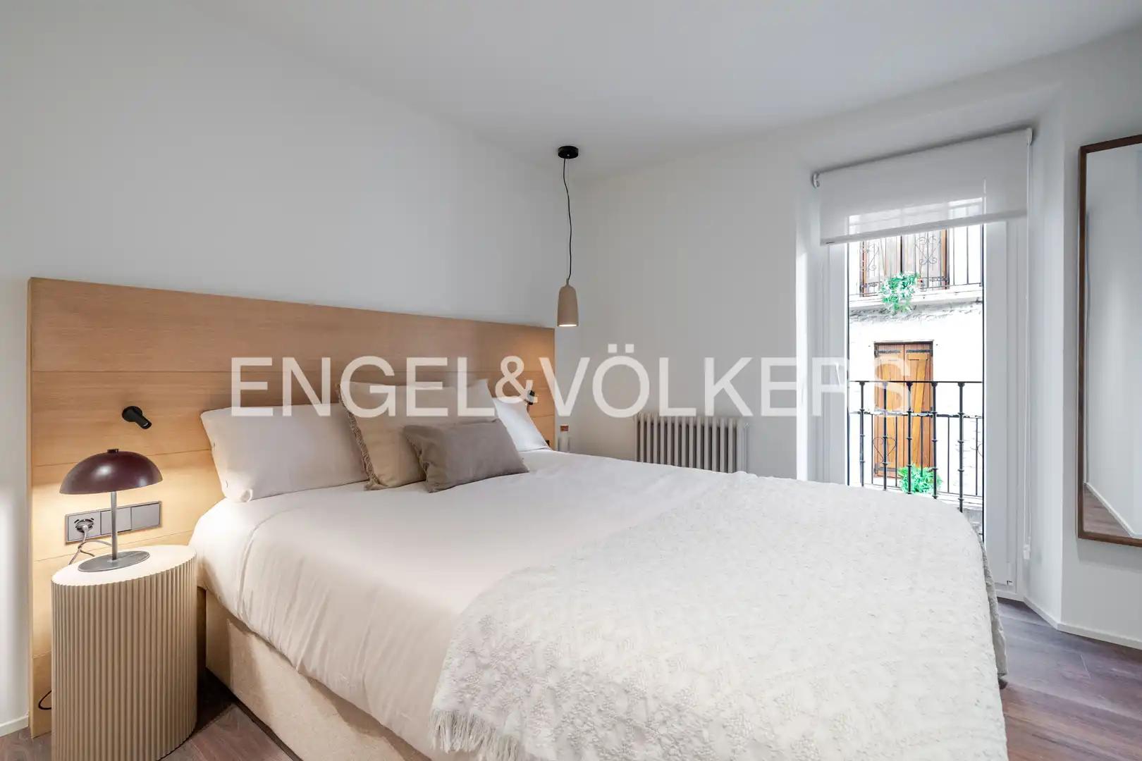 Habitación de Dúplex de alquiler en Zarautz con Calefacción, Amueblado y Balcón