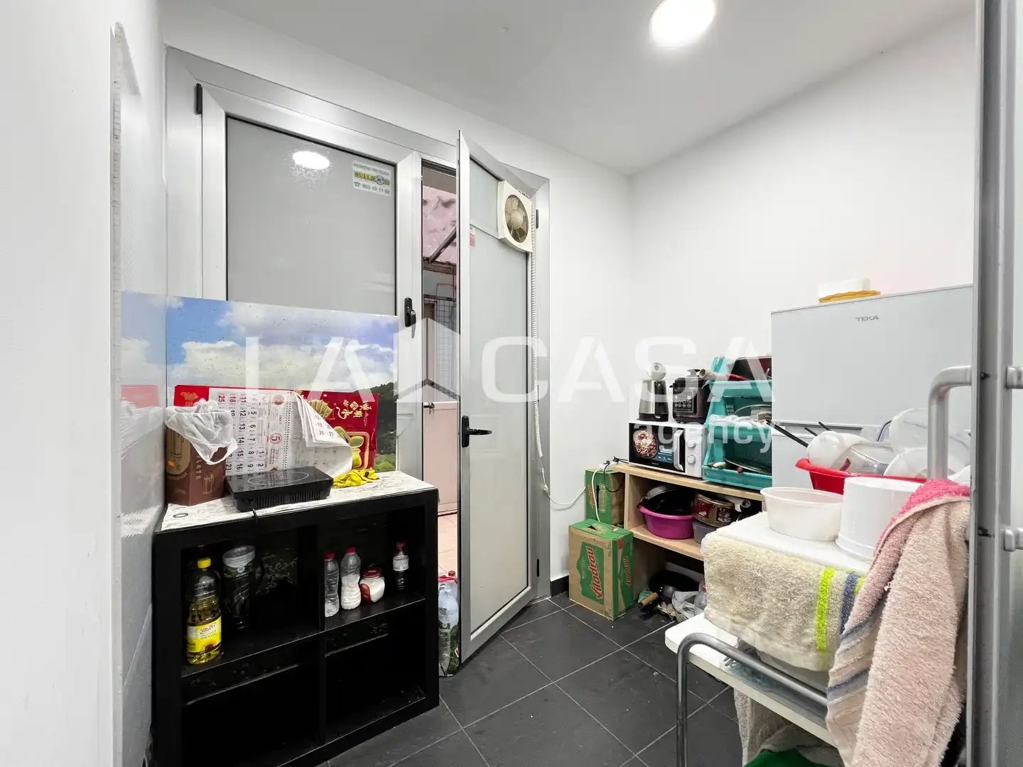 Business premises for sale in Artigues - Llefià, imagen 16