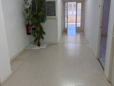 Local comercial de lloguer a Centre