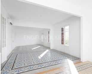 Apartament de lloguer en  Barcelona Capital amb Aire condicionat i Balcó