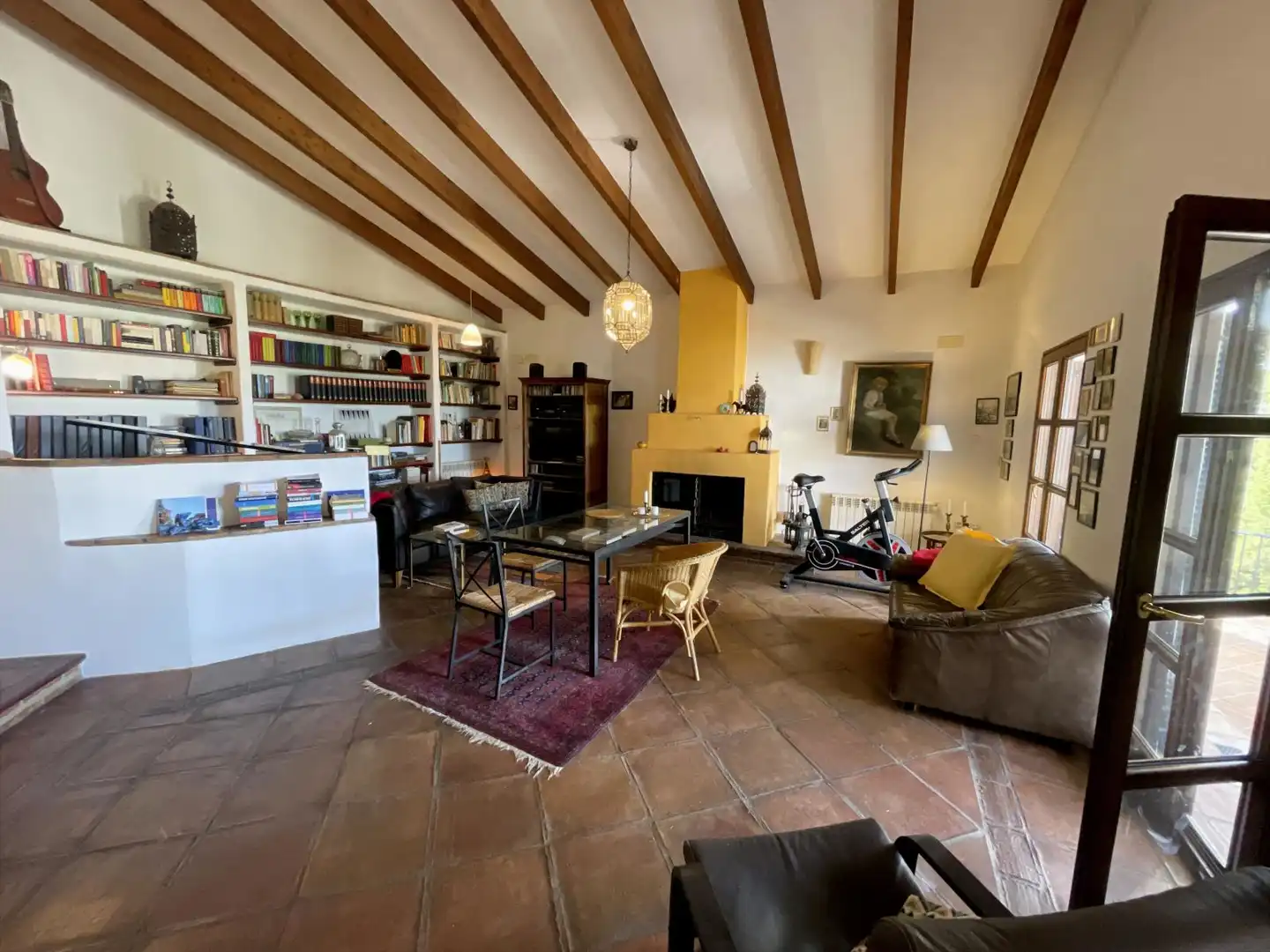 Wohnzimmer von Country house zum Verkauf in Villanueva de la Concepción mit Klimaanlage, Heizung und Privatgarten