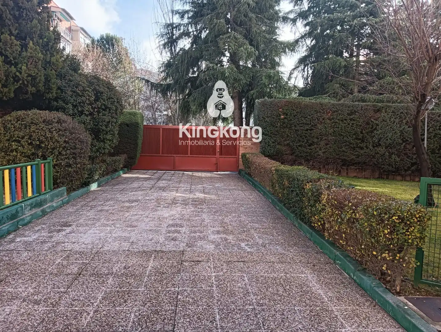 Exterior view of Flat for sale in Madrid  with Air Conditioner, Heating and Swimming Pool