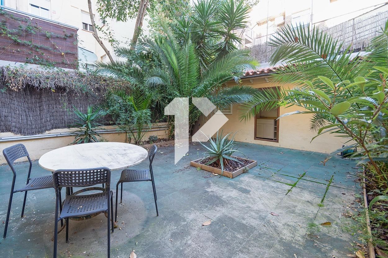 Terrassa de Apartament en venda en  Barcelona Capital amb Aire condicionat, Calefacció i Jardí privat