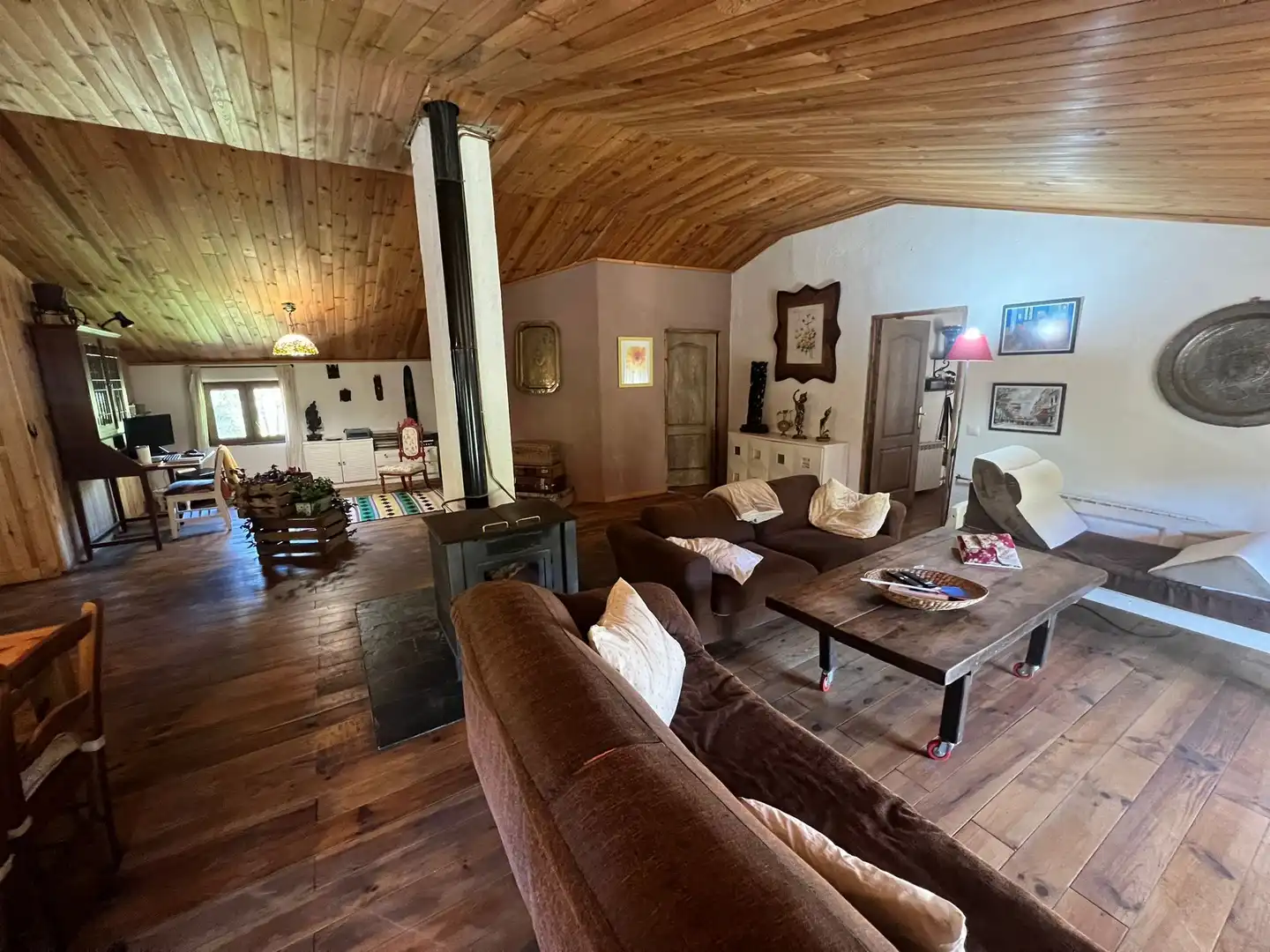 Sala de estar de Casa o chalet en venta en Navacepedilla de Corneja con Calefacción, Jardín privado y Parquet