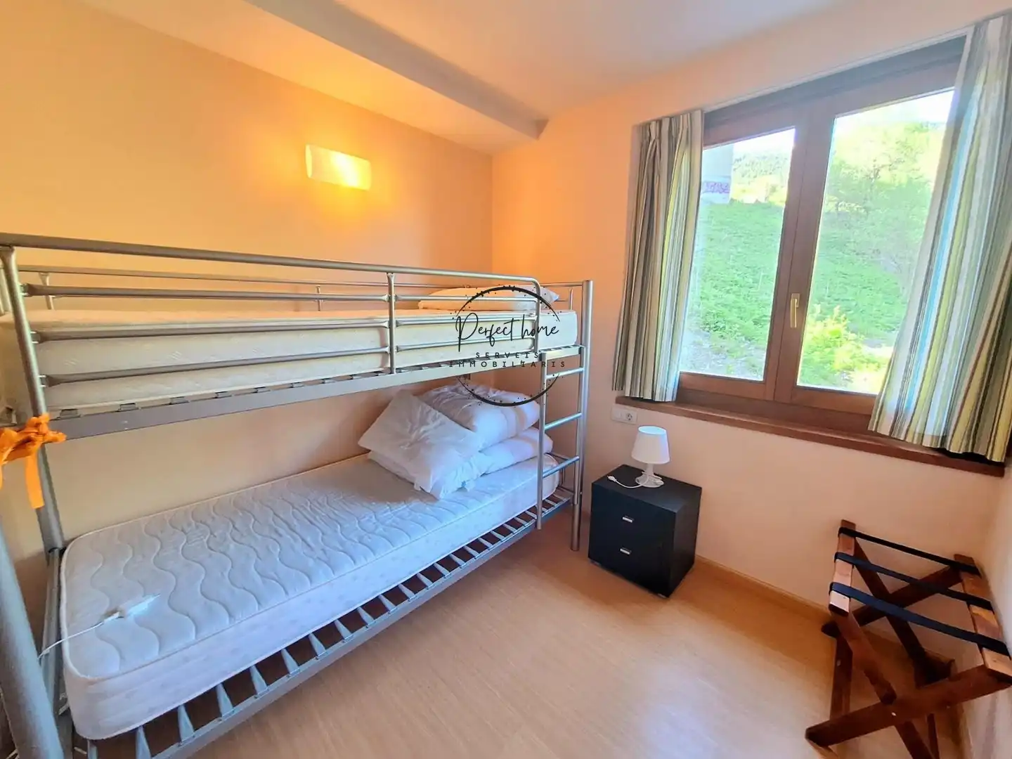 Habitación de Piso en venta en Canillo con Calefacción, Trastero y Amueblado