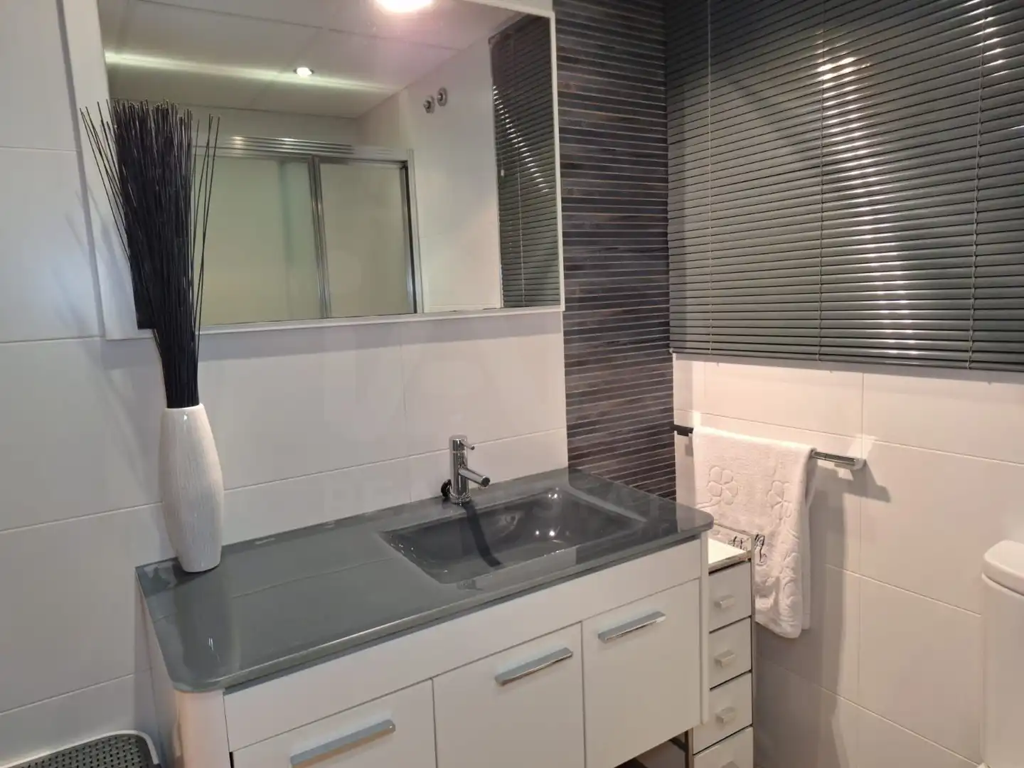 Bathroom of Flat for sale in Alcanar  with Air Conditioner, Heating and Terrace